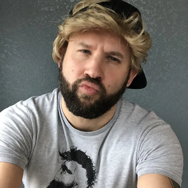 Logan Luke Tyler Tanner: Overcoming Nail Biting During a Pandemic
